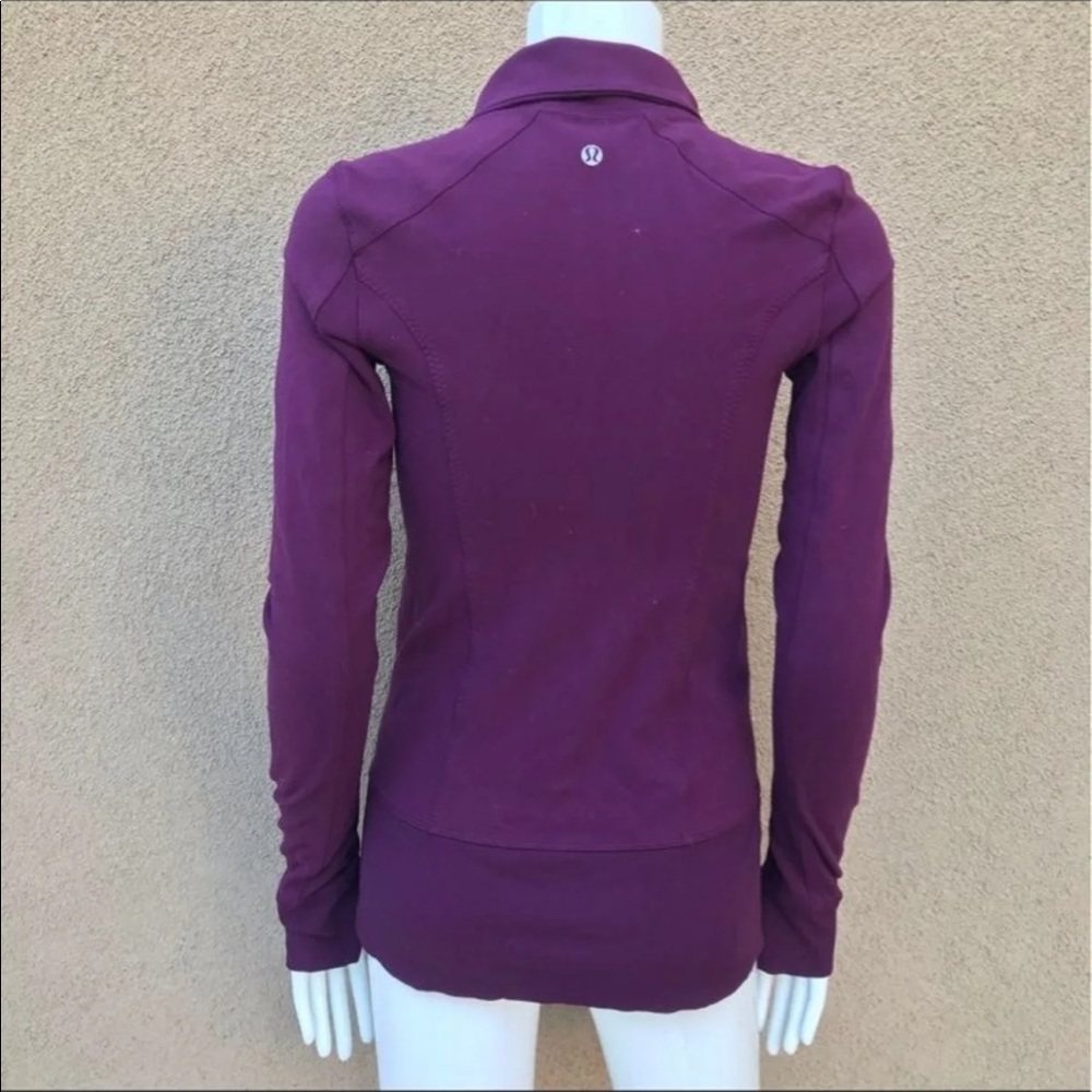 Lululemon - Picture 4 of 7